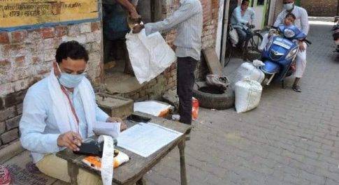 शाहजहांपुर।  राशन वितरण कार्रवाई के बावजूद नहीं थम रहीं कालाबाजारी और घटतौली की शिकायतें