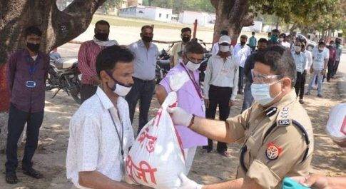 पीलीभीत I कर्मयोगियों की मेहनत को एसपी ने सराहा