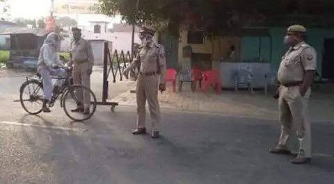 पीलीभीत I लॉकडाउन उल्लंघन में चार थानों पर 50 लोगों के खिलाफ एफआईआर