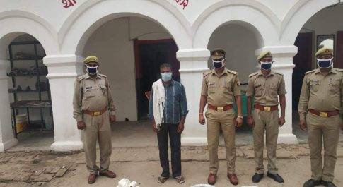 महराजगंज। कच्ची शराब कारोबारी को पुलिस ने केस दर्ज कर भेेजा जेल