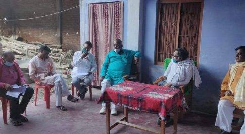 रक्षामंत्री श्री राजनाथ सिंह ने भाजपा जिलाध्यक्ष और भाजपा सांसद से ली बहराइच के लॉकडाउन की जानकारी
