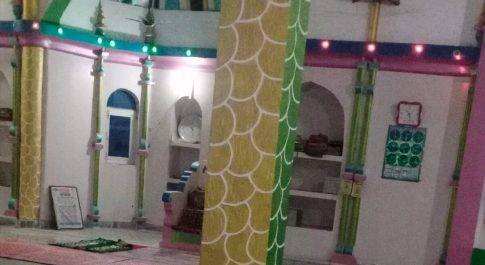 उत्तर प्रदेश बहराइच  ग्रामीण इलाकों में मुस्लमानों ने घर पर ही मनाए शबेकदर 
