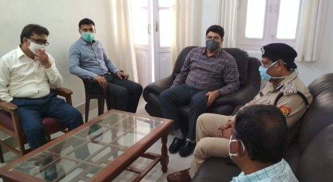 आयुक्त व डी.आई.जी. ने किया नगर क्षेत्र बहराइच का भ्रमण