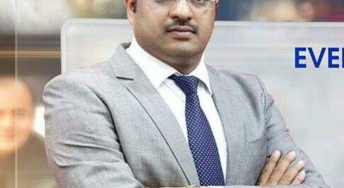 महराजगंज के वरिष्ठ पत्रकार मनोज टिबड़ेवाल आकाश ने किया अपना बयान जारी।