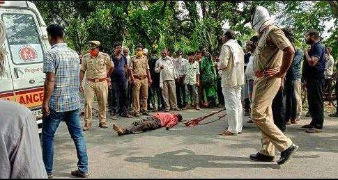महराजगंज। बृजमनगंज उसका मार्ग पर हुआ भीषण एक्सीडेंट, साईकिल सवार की हुई दर्दनाक मौत