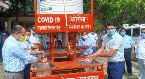 महराजगंज। बीमारियों से बचने के लिए हाथों की सफाई जरूरी-डीएम