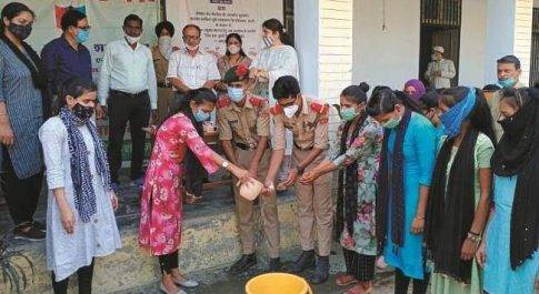 शाहजहांपुर बीमारियों से बचने के लिए हाथ धोना बेहद जरूरी