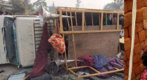 महराजगंज। शादी में जा रहा तेजरफ्तार पिकअप पलटा 15 लोग हुए घायल