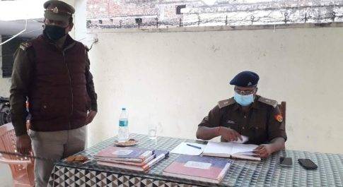 महराजगंज। बृजमनगंज थाने का औचक निरीक्षण करने पहुँचें एएसपी
