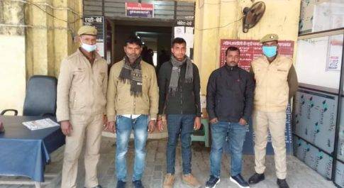 थाना सोनौली पुलिस द्वारा 3 नफर वांछित अभियुक्तगणों को गिरफ्तार, भेजा गया जेल