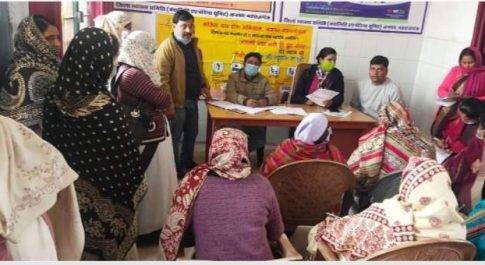महाराजगंज। क्षय रोग को लेकर बनकटी सामुदायिक स्वास्थ्य केंद्र पर बैठक, आशा बहुओं को किया गया जागरूक