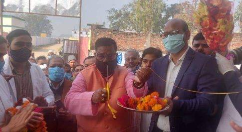 गायघाट में आयोजित मुख्यमंत्री जन आरोग्य मेले का सांसद ने किया शुभारम्भ