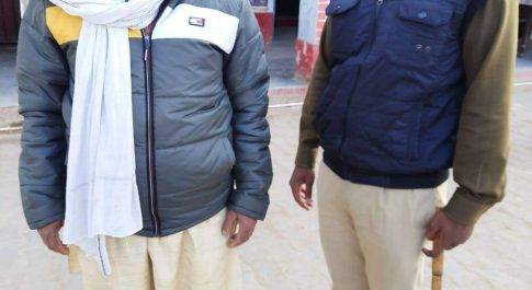 महराजगंज। थाना कोतवाली पुलिस द्वारा 01 नफर जिला बदर अभियुक्त को किया गया गिरफ्तार।