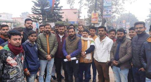 वेव सीरीज तांडव पर मचा बवाल ,करणी सेना ने दिया ज्ञापन