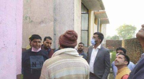 महाराजगंज। भ्रष्टाचार से घिरे घुघली नगर पंचायत के शटरिंग इओ लव कुमार मिश्रा का बड़ी मुसीबत, जांच को पहुंचे आईएएस अफसर, मचा हड़कंप