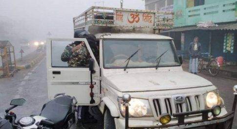 महाराजगंज। एसएसबी टीम ने अवैध मटर किया बरामद, लंबे समय से तस्करों ने मचा रखा था आतंक