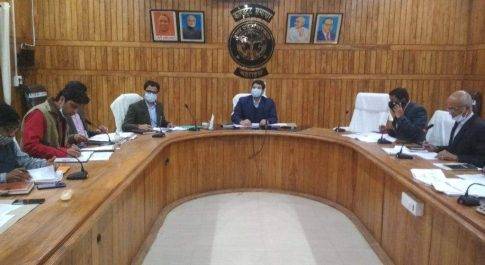 प्रवर्तन की प्रभावी कार्यवाही करते हुए राजस्व वसूली को बढा़या जाय: डीएम