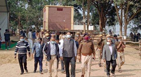 आयुक्त व डीआईजी ने किया मुख्यमंत्री कार्यक्रम स्थल का निरीक्षण