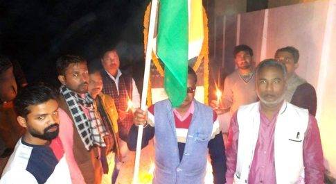शहीदों की चिताओं पर लगेंगे हर वर्ष मेले
