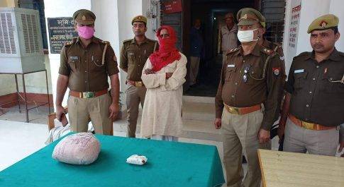 बरगदवा।थानाध्यक्ष संजय दुबे ने 1 किलो 300 ग्राम गांजा के साथ अभियुक्त को किया गिरफ्तार
