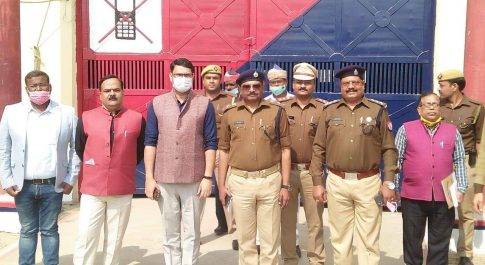 जिला कारागार महराजगंज का आकस्मिक निरीक्षण