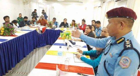 मानव तस्करी को रोकने के लिए भारत- नेपाल संस्थानों के बीच समीक्षा बैठक नेपालगंज में संपन्न