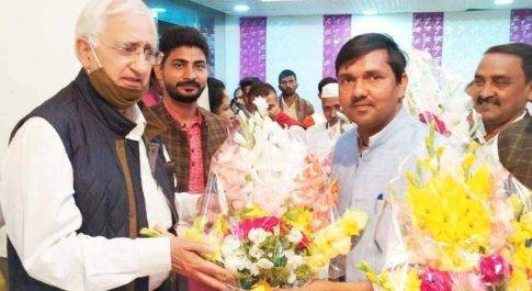 नानपारा पहुँचे पूर्व विदेश मंत्री सलमान खुर्शीद,पूर्व सांसद पीएल पुनिया भी रहे मौजूद