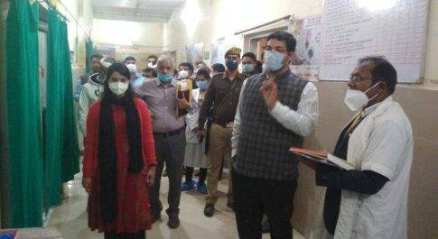 50 बेडेड मैटर्निटी विंग कैसरगंज का डी.एम. ने किया निरीक्षण