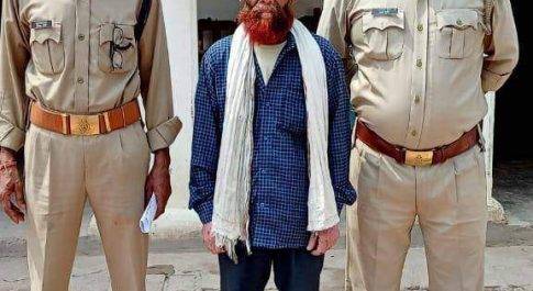 पुरन्दरपुर पुलिस द्वारा 01 नफर वांछित अभियुक्त को किया गया गिरफ्तार