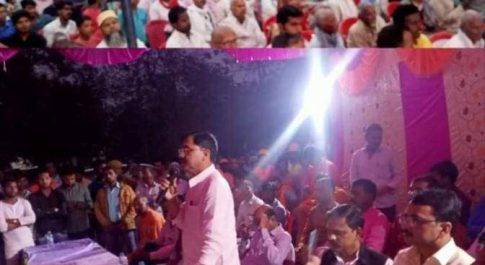 महाराजगंज। नगर पंचायत बृजमनगंज में 6 हाईमास्क लाइट और सफाई के लिए आए तीन वाहनों का लोकार्पण विधायक बजरंग बहादुर सिंह ने किया