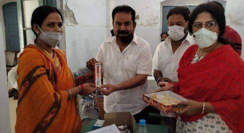 चेयरमैन गुड्डू खान ने वैक्सीन टीकाकरण के लिए ढोल नगाड़ों के साथ नागरिकों से की अपील