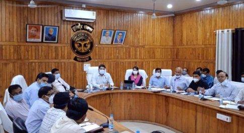 निर्वाचन व्यवस्थाओं की समीक्षा के लिए डीएम की अध्यक्षता में सम्पन्न हुई बैठक 