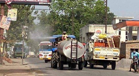 बहराइच नगर के विभिन्न स्थानों पर हुआ सेनेटाइजेशन