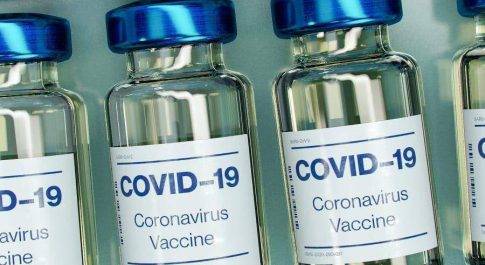 क्या वाकई में स्वस्थ कर्मी बिना vaccine लगाए ही पोर्टल पर कर रहे है अपडेट?