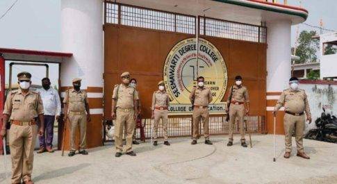 मतगणना स्थल पर मुस्तैद पुलिस के जाबाज़ अधिकारी,मोतीपुर के तेजतर्रार प्रभारी निरीक्षक मधुप नाथ मिश्रा को सौंपी गई है मतगणना के देख रेख की कमान
