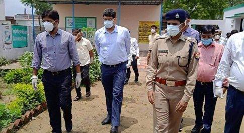 नोडल अधिकारी ने किया ग्राम पंचायत बभनी सैदा व कन्टेमेन्ट ज़ोन राजेन्द्र नगर का निरीक्षण