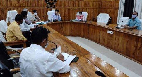 डीएम ने की संचारी रोग नियंत्रण अभियान की समीक्षा