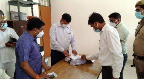 डीएम ने तहसील पयागपुर का किया औचक निरीक्षण समुचित साफ-सफाई के दिये निर्देश
