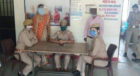 महाराजगंज। पुलिस अधीक्षक ने परिवार परामर्श केंद्र के सदस्यों द्वारा आपसी मतभेद व कलह से दूर हुए 01 दम्पत्ति जोड़े को आपस में पुनः मिलाया गया