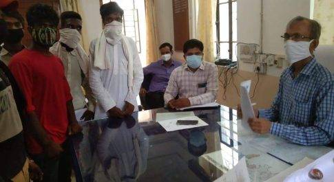 भील प्रदेश की मांग को लेकर के राजसमंद के निम्न आदिवासी संगठनों ने महामहिम राष्ट्रपति के नाम ज्ञापन सौंपा