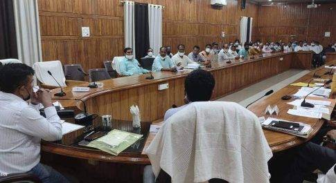 डीएम की अध्यक्षता में रेडक्रास सोसायटी की बैठक सम्पन्न