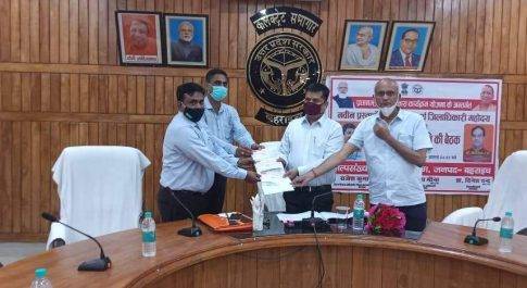 जरवल चीनी मिल ने समस्त गन्ना मूल्य का किया भुगतान चिलवरिया द्वारा भुगतान की कच्छप गति पर डीएम हुए सख्त तत्काल भुगतान न किये जाने पर होगी कठोर कार्यवाही