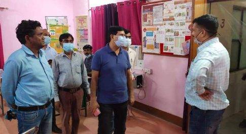 मेगा टीकाकरण अभियान में जनपद ने प्राप्त किया पॉचवा स्थान डीएम की रणनीति लाई रंग जागरूकता अभियान का दिखा असर