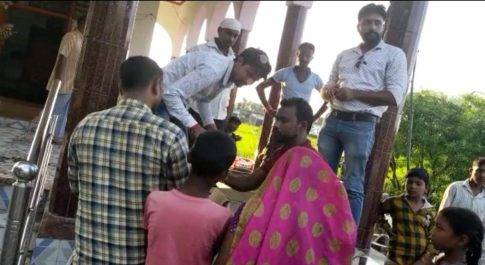 राष्ट्रीय मीडिया संघ के पदाधिकारियो ने नागफन शिव मंदिर पर किया फलाहार कार्यक्रम
