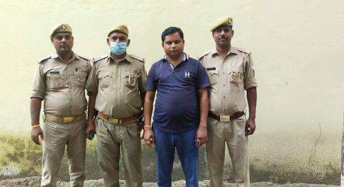 धमकी देकर मादक पदार्थ तस्करो से रुपये लेने वाला तथाकथित पत्रकार गिरफ्तार , जानिए कितनी धाराओं मे हुई गिरफ्तारी