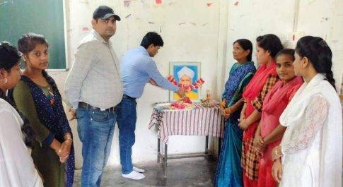 शांडिल्य मिशन सभागार में धूम – धाम से मनाया गया शिक्षक दिवस।