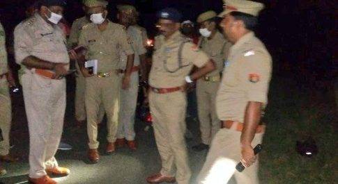 पुलिस एवं बदमाशों की हुई मुठभेड़ मे दो ईनामी अपराधी गिरफ्तार