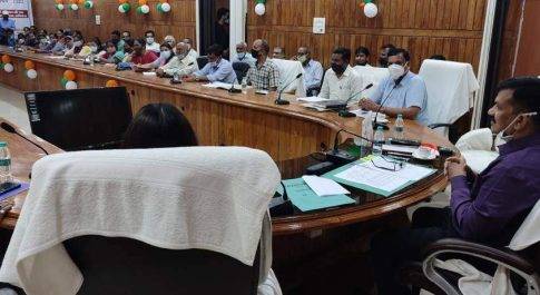 छात्रवृत्ति डाटा तत्काल अग्रसारित करें शिक्षण संस्थाएं: जिलाधिकारी