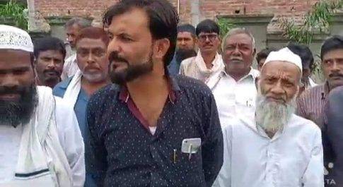 आदर्श नगर पालिका नानपारा चेयरमैन अब्दुल मोहिद उर्फ राजू मोहल्ला तोपखाना वह मीर्यासी टोला के साथ सौतेला व्यवहार