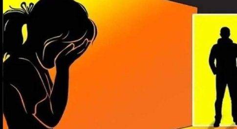 सिकंद्राबाद। रायपुर प्रधान पति के खिलाफ रेप का मुकदमा दर्ज